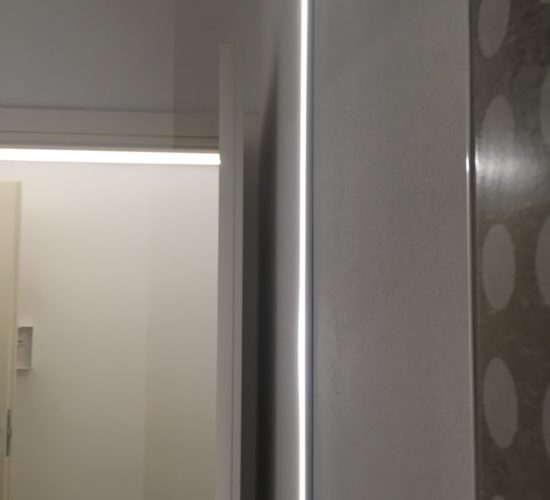 profilo strep led a parete da incasso verticale n°2